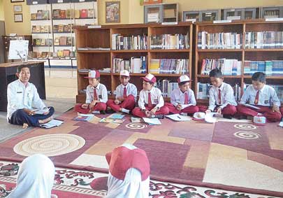 Sekolah Diprogramkan Kunjungan ke Pustaka